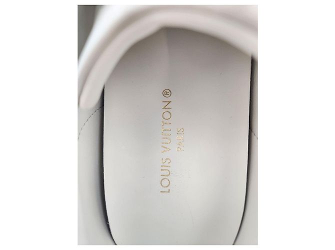 Louis Vuitton Baskets Timeout État Multicolore - vue 12