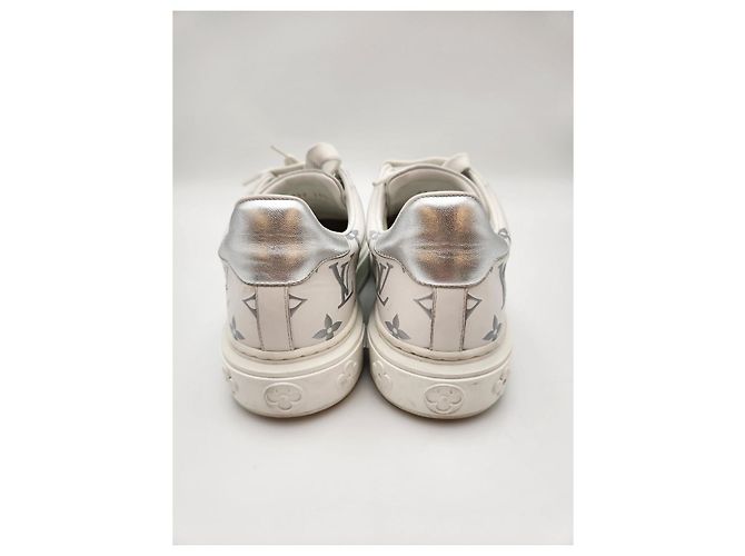 Louis Vuitton Baskets Timeout État Multicolore - vue 3
