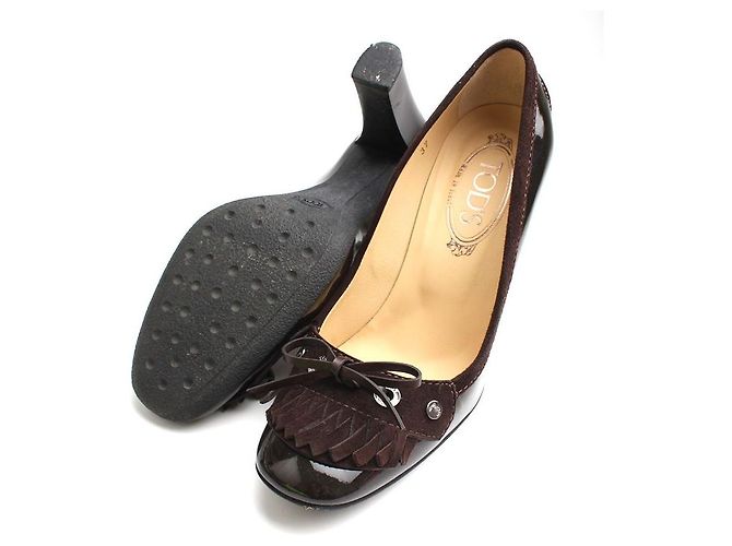 Tod's Pumps Gomino con Frange in Vernice Marrone Scuro - vista 3