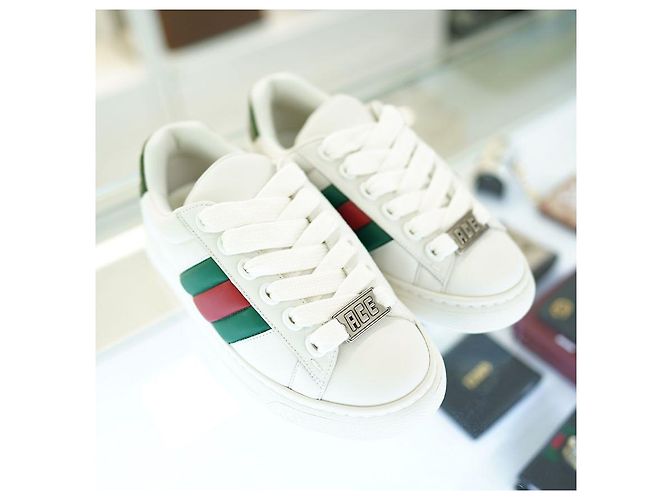 Gucci Sneakers in pelle bianca da uomo AADMG Bianco - vista 3