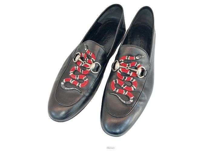 Gucci Embroidery Snake Black Loafer Red - view 3
