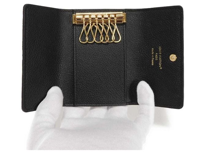 Louis Vuitton Multicle 6 Key Case Black - view 5