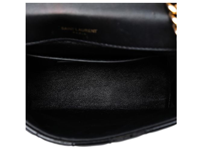 Borsa a catena Vicky Monogram piccola in vernice nera di Saint Laurent Nero - vista 4
