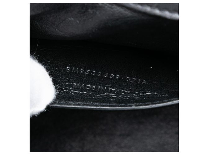 Borsa a catena Vicky Monogram piccola in vernice nera di Saint Laurent Nero - vista 5