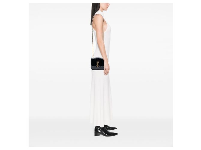 Borsa a catena Vicky Monogram piccola in vernice nera di Saint Laurent Nero - vista 7