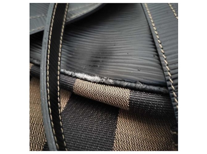 Fendi Pequin Rucksack aus braunem Leder und Canvas - Ansicht 10