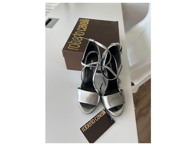 Sandali con zeppa metallici argento Roberto Cavalli - vista 2