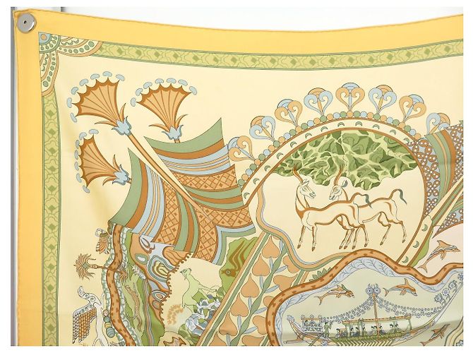 Hermès NUOVO FULARD HERMES LE PRIMAVERE DI THERA JULIA ABADIE QUADRATO 90 SETA Giallo - vista 2