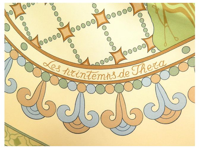 Hermès NUOVO FULARD HERMES LE PRIMAVERE DI THERA JULIA ABADIE QUADRATO 90 SETA Giallo - vista 6