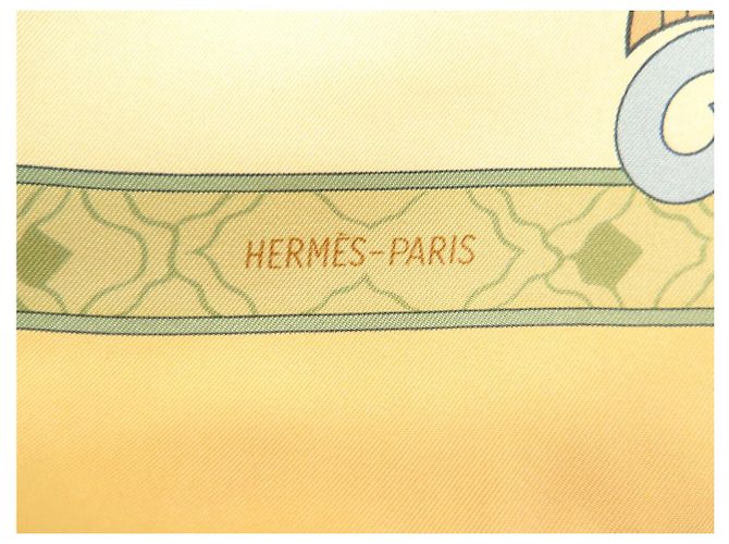Hermès NUOVO FULARD HERMES LE PRIMAVERE DI THERA JULIA ABADIE QUADRATO 90 SETA Giallo - vista 7