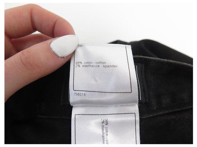 CALÇA CHANEL P28588V17745 JEANS EFEITO USADO DENIM ALGODÃO PRETO 36 S - vista 6