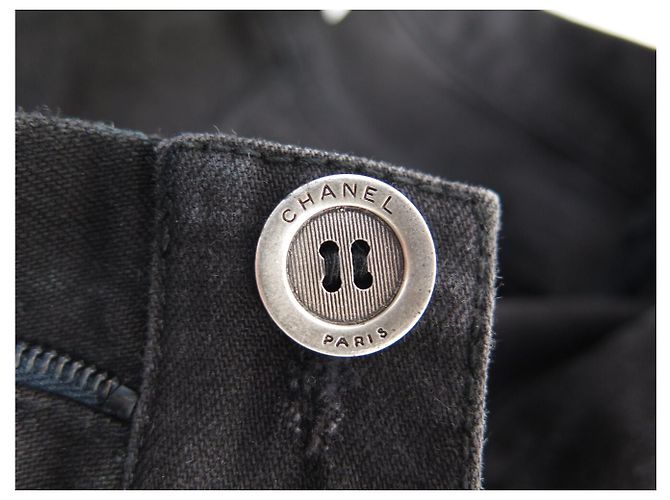 CALÇA CHANEL P28588V17745 JEANS EFEITO USADO DENIM ALGODÃO PRETO 36 S - vista 8