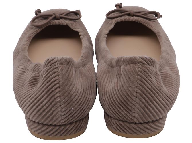 Ballerine Bria in velluto a coste marrone di Stuart Weitzman Rosso - vista 5