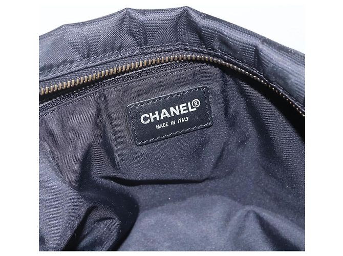 Chanel Travel Line Boston Nylon Mini Nero - vista 6