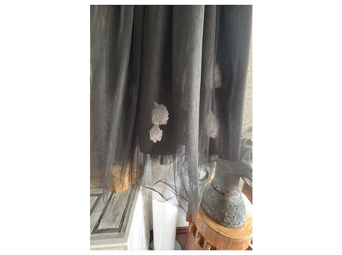 Autre Marque Falda de tul negra con apliques florales Negro - vista 5