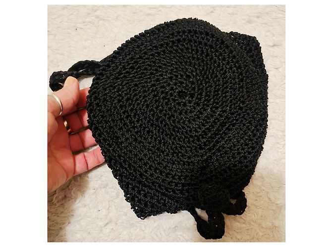Autre Marque Schwarzer Häkel-Rucksack - Ansicht 17