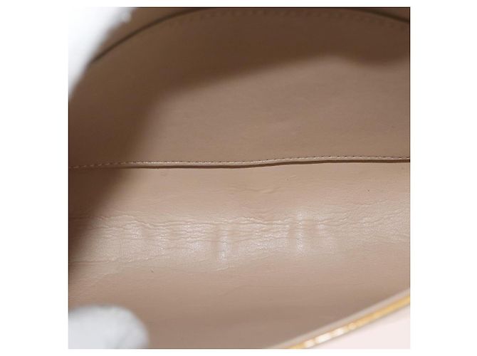 Louis Vuitton Thompson Street Monogram Vernis Medium Beige - vista 5