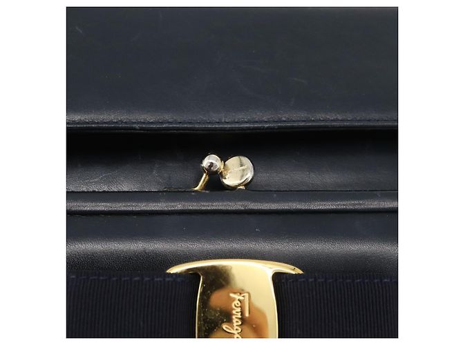 Borsa a mano Salvatore Ferragamo in pelle 2 in 1 blu navy oro Auth ki6504 D'oro - vista 22