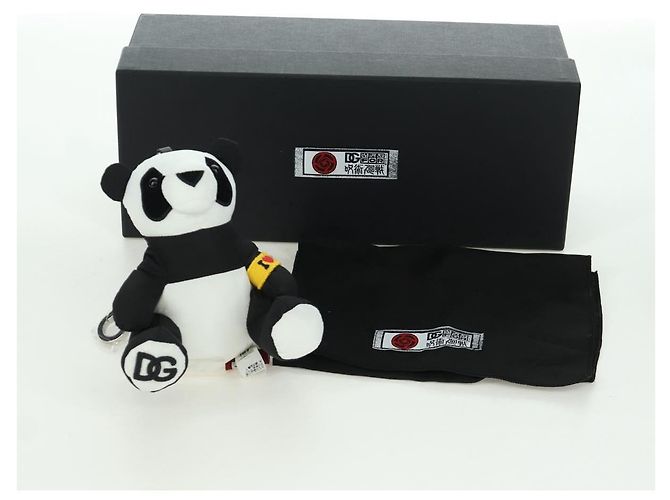 Dolce & Gabbana DOLCE&GABBANA D&G x Jujutsu Kaisen Panda Charm Nylon Nero Bianco Auth 166971SM - vista 12