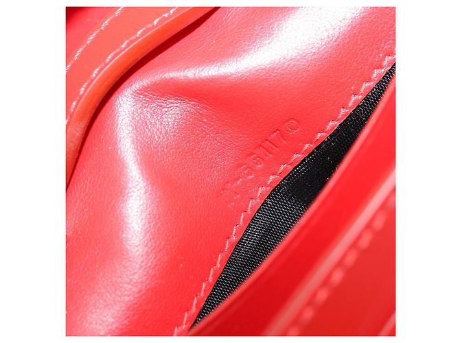 Borsa a Spalla Gancini in Pelle Rossa e Argento di Salvatore Ferragamo Auth BA10529 Rosso - vista 12