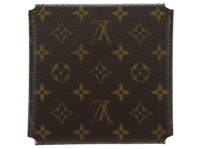 BOÎTE À BIJOUX Monogram LOUIS VUITTON Boîte à bijoux LV Auth 166989M Monogramme - vue 2