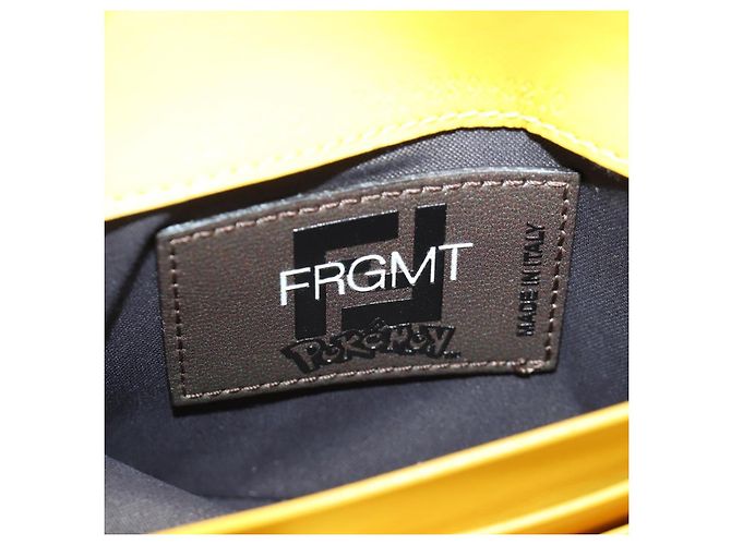 FENDI xFRGMTxPOKEMON Portafoglio a Catena in Tela Zucca Drago Nero Auth 166959SM - vista 23