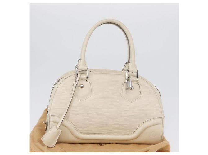 Borsa a mano LOUIS VUITTON Epi Bowling Montaigne PM Yvoire M5932J LV Auth 172376A - vista 12