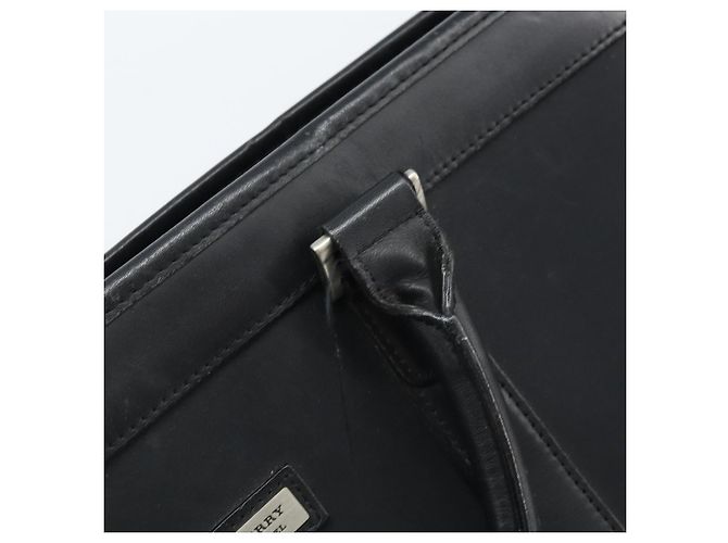 Borsa da lavoro Burberry Black Label in nylon nero e argento Auth ka2647 - vista 10