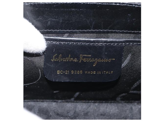 Borsa a mano Salvatore Ferragamo in pelle 2 in 1 nera e oro Auth LNZ457 Nero D'oro - vista 12