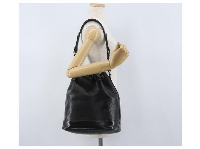 LOUIS VUITTON Borsa a Spalla Epi Noe Nera M44002 LV Auth 172470 Nero - vista 22
