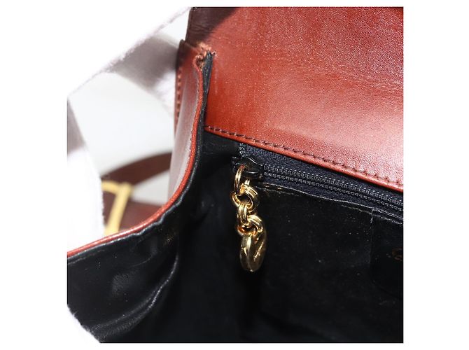 Borsa a Spalla Gancini in Pelle Marrone Oro Salvatore Ferragamo Auth LNZ377 D'oro - vista 19
