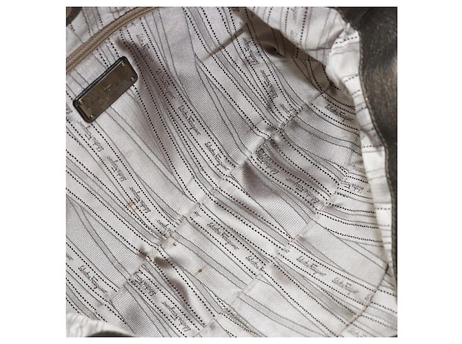 Salvatore Ferragamo Gancini Leather D'oro - vista 5