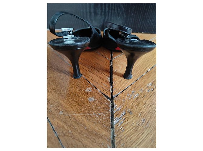 Luciano Padovan Black leather and python slingback pumps - view 4