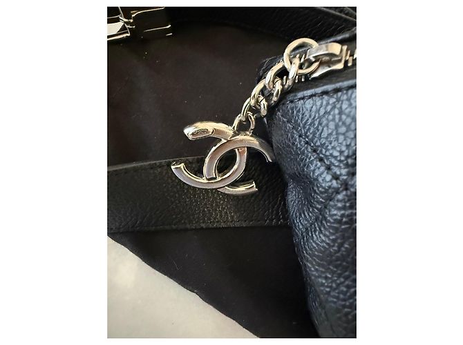 Borsa a vita matelassé Chanel in pelle nera Nero - vista 3