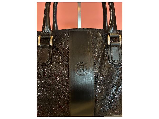 Fendi Boston in nero con un tocco di brillantezza viola Viola scuro - vista 7