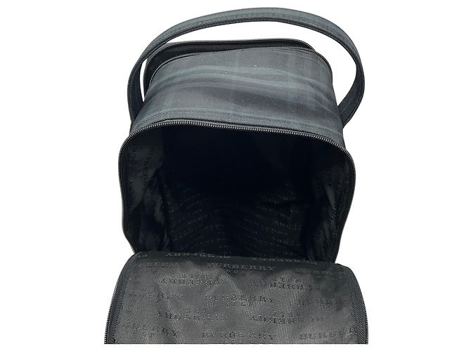 Borsa per scarpe da golf Burberry Classic Nova Check in nero / grigio - vista 6