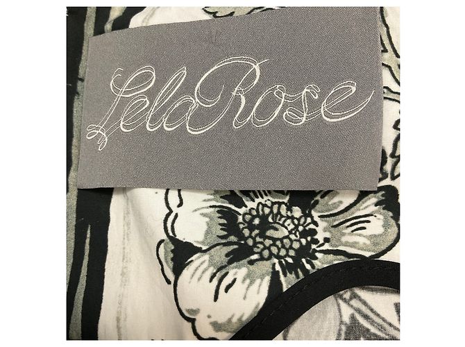 Vestido midi sin mangas de algodón estampado floral negro / blanco / gris de Lela Rose - vista 4