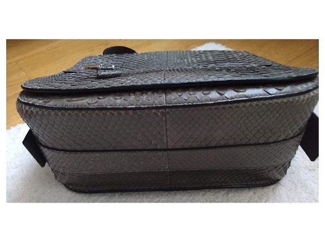 Bolsa Tom Ford Jennifer em pele de python cinza - vista 3