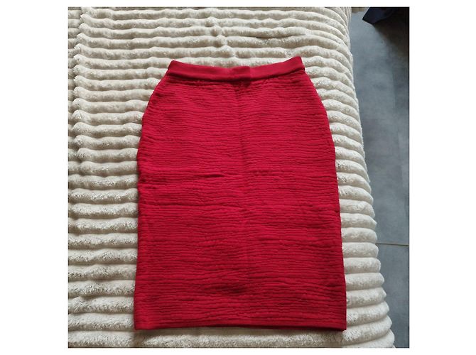 Falda Lápiz Roja Yves Saint Laurent - vista 4