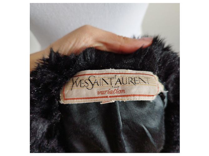 Abrigo de piel negra Yves Saint Laurent Negro - vista 3