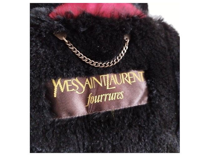 Abrigo rojo YVES SAINT LAURENT Negro Roja - vista 10