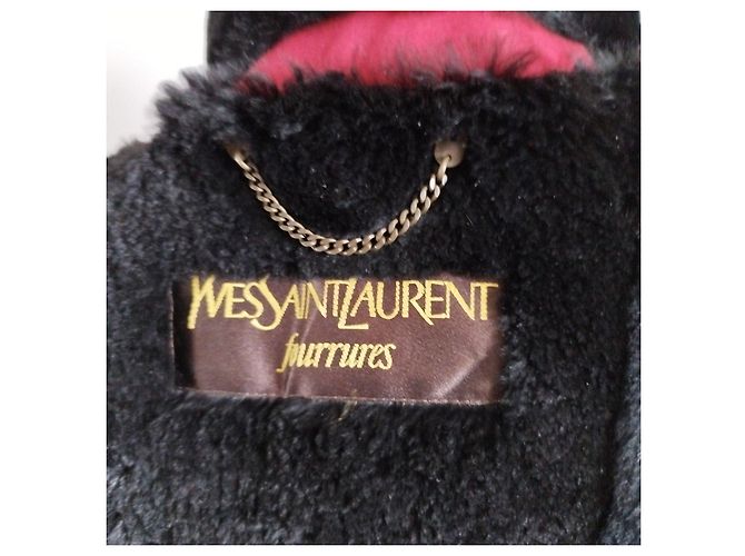 Abrigo rojo YVES SAINT LAURENT Negro Roja - vista 9