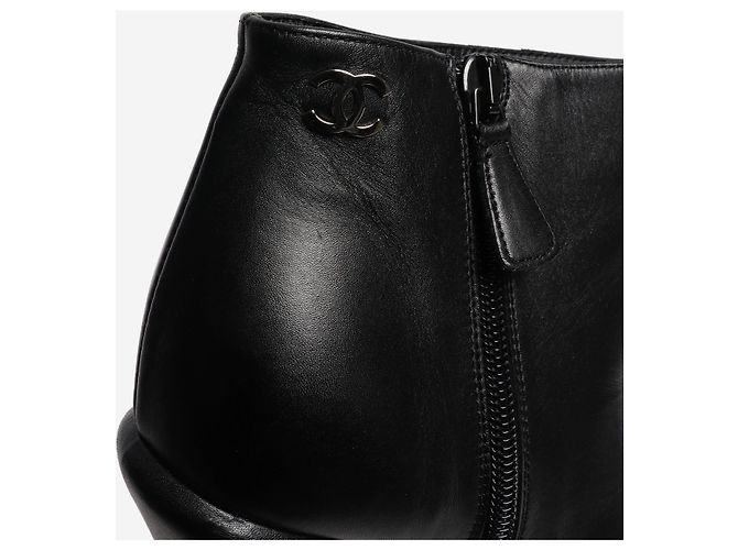 Chanel Black leather platform boots - size EU 39 - view 6