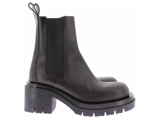 Bottega Veneta Botines "Chelsea Lug" negros de cuero - vista 2
