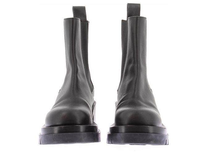 Bottega Veneta Botines "Chelsea Lug" negros de cuero - vista 4