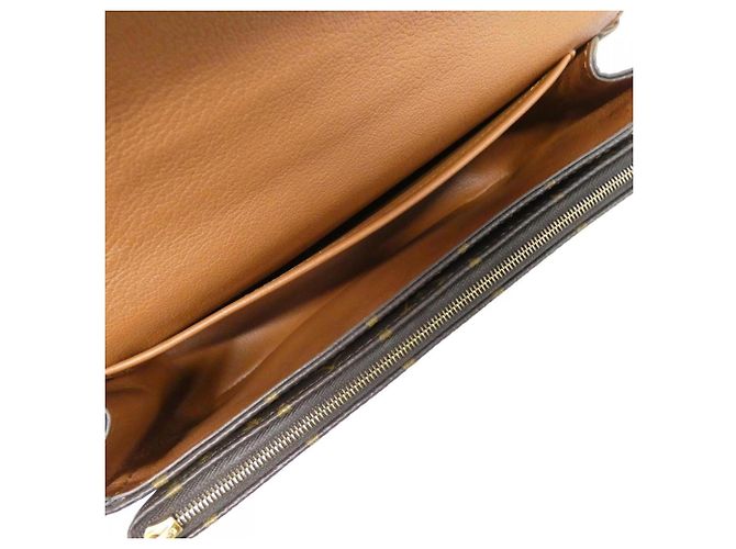 Borsa a Spalla Marceau M46127 in Monogramma Louis Vuitton Marrone Caramello - vista 8