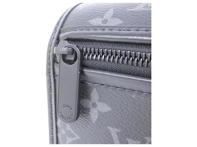 Borsa a spalla Louis Vuitton Monogram Eclipse Bosphor Nero - vista 4