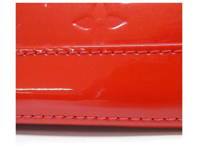 Borsa Alma BB in vernice Louis Vuitton Rosso Fuschia - vista 6