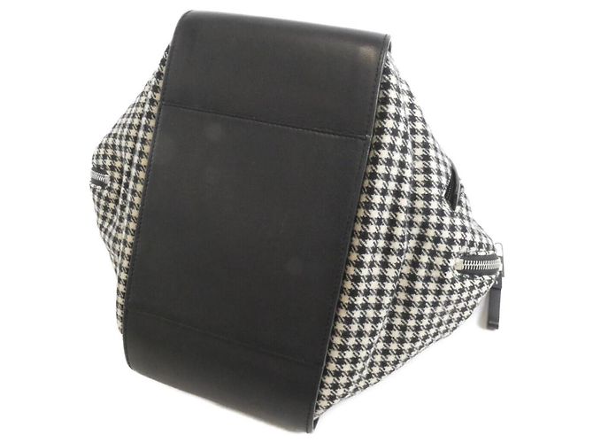 Borsa a Spalla Hammock Small di Loewe Nero Bianco - vista 3