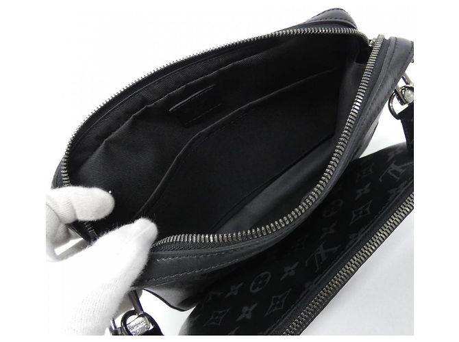 Borsa a Spalla Trio Messenger Monogram Eclipse Reverse di Louis Vuitton Nero Grigio - vista 7